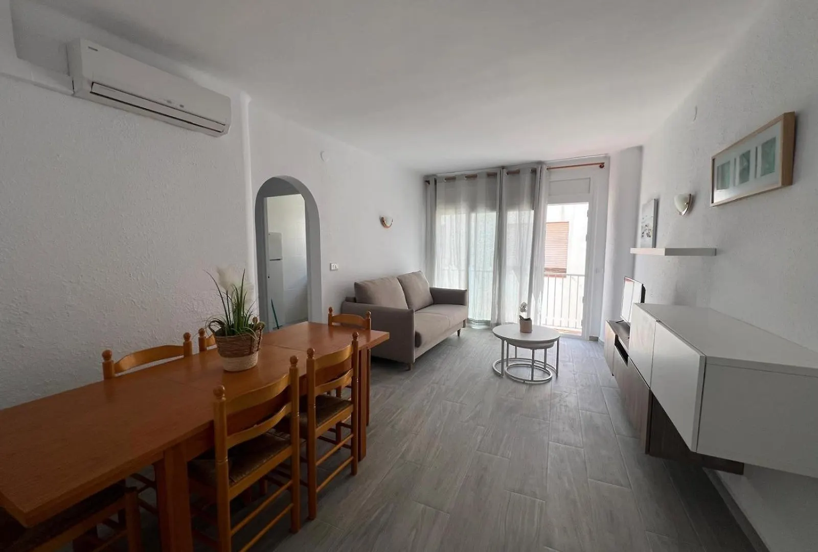 Bonito Apartamento En El Centro De Rosas Av-79 0*, Roses Španělsko